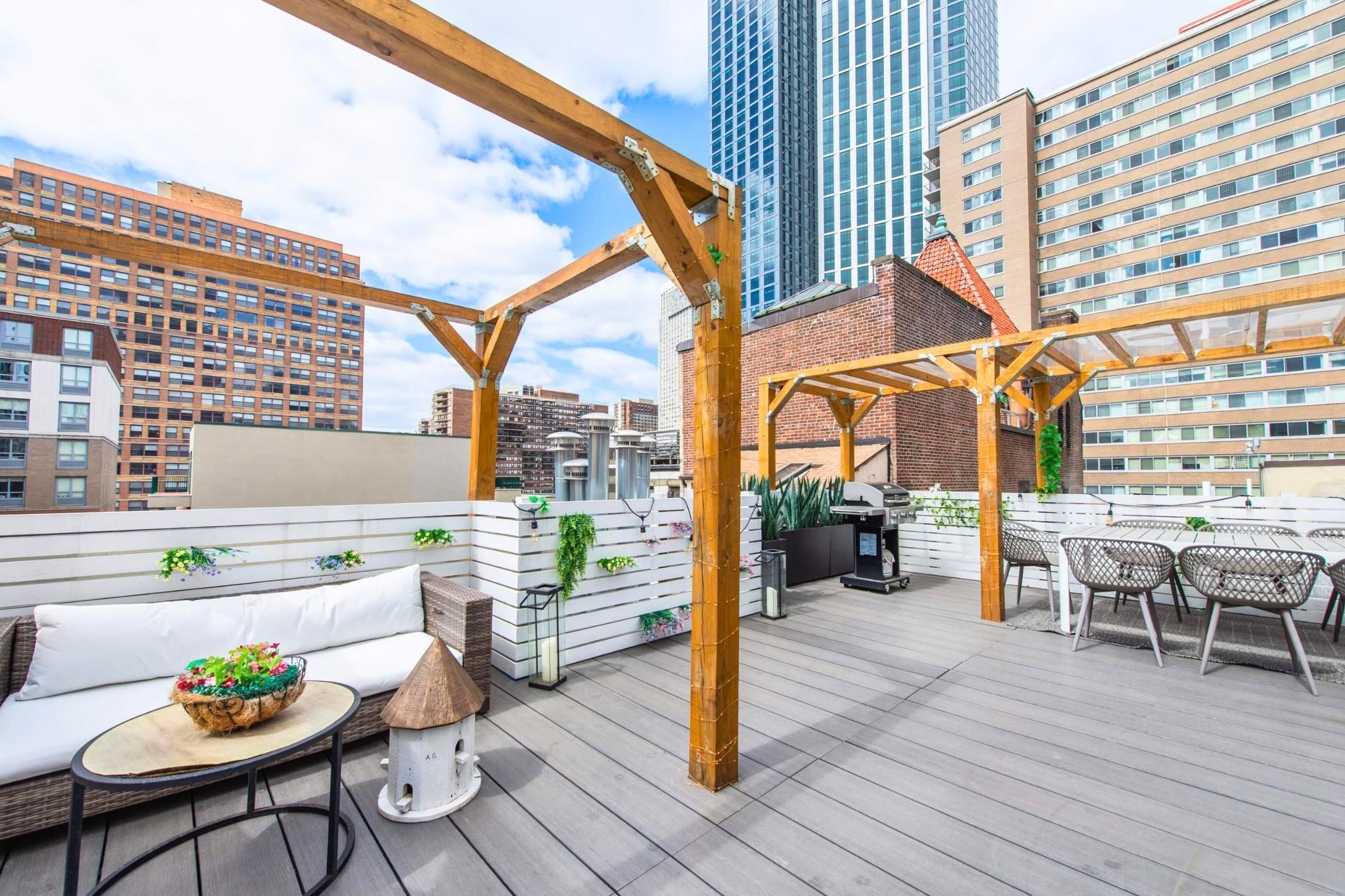 81 MONTGOMERY ST Unit: 7