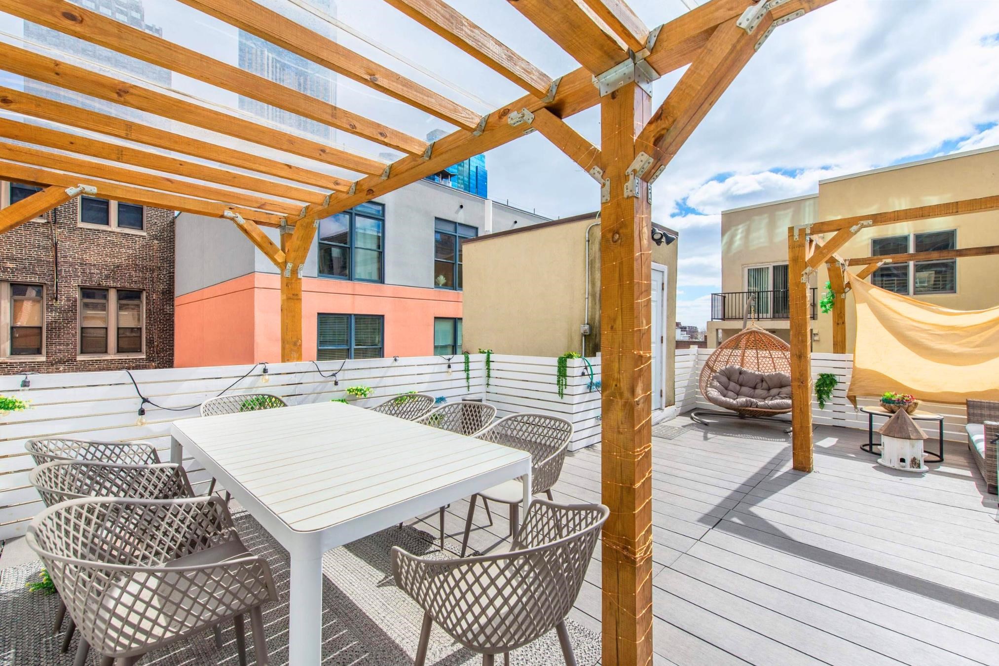 81 MONTGOMERY ST Unit: 7