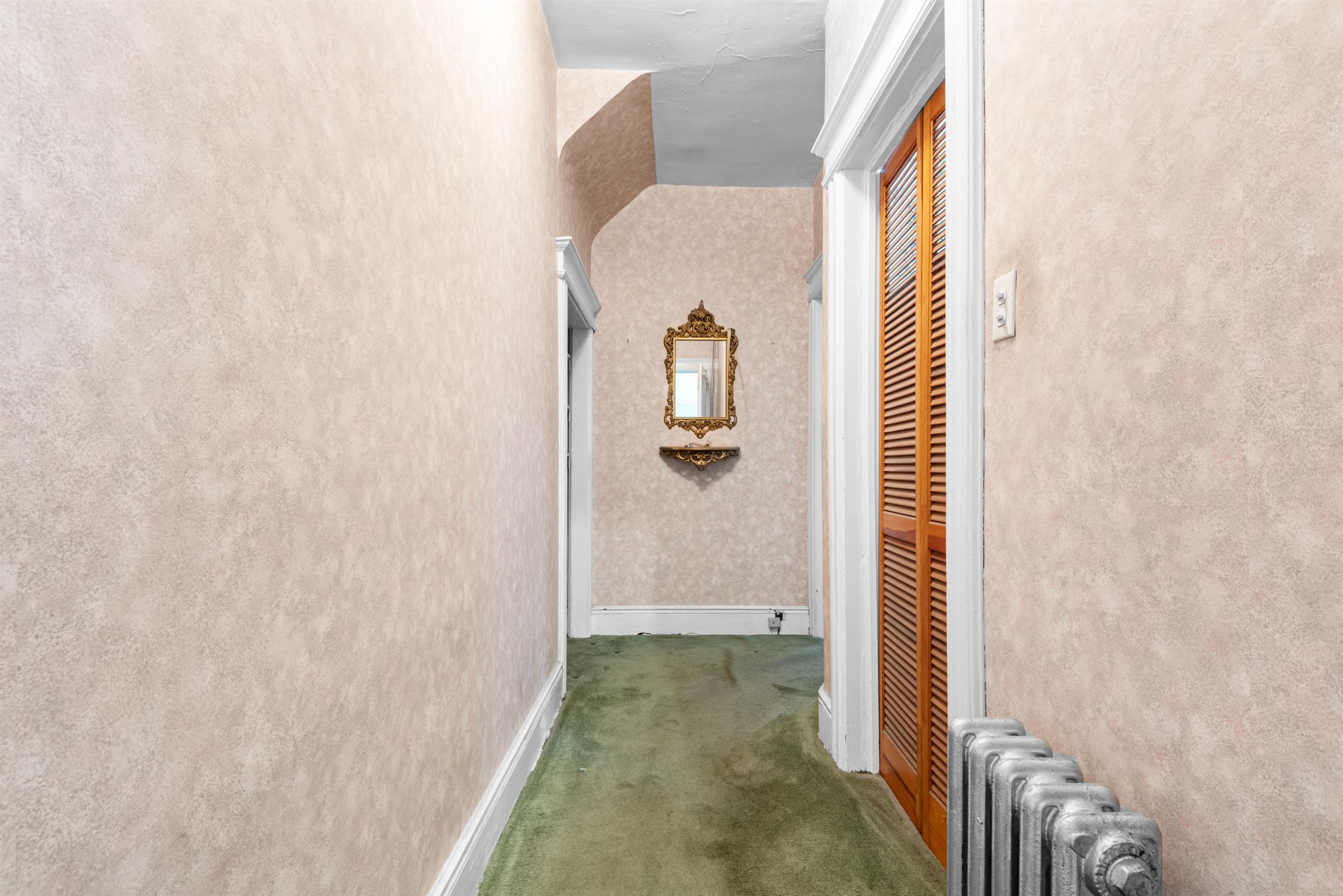 26 WINFIELD AVE