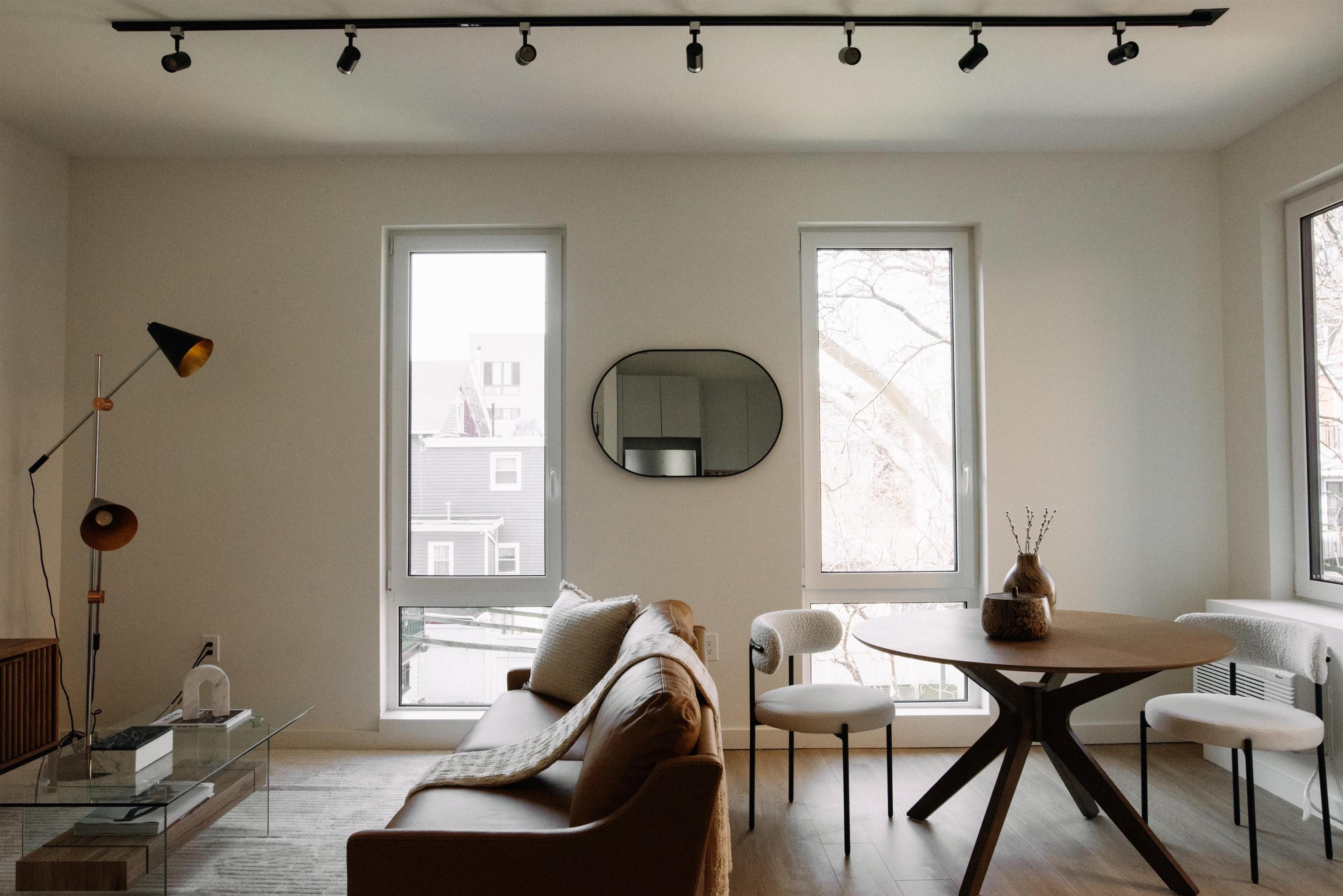 328 PACIFIC AVE Unit: 370
