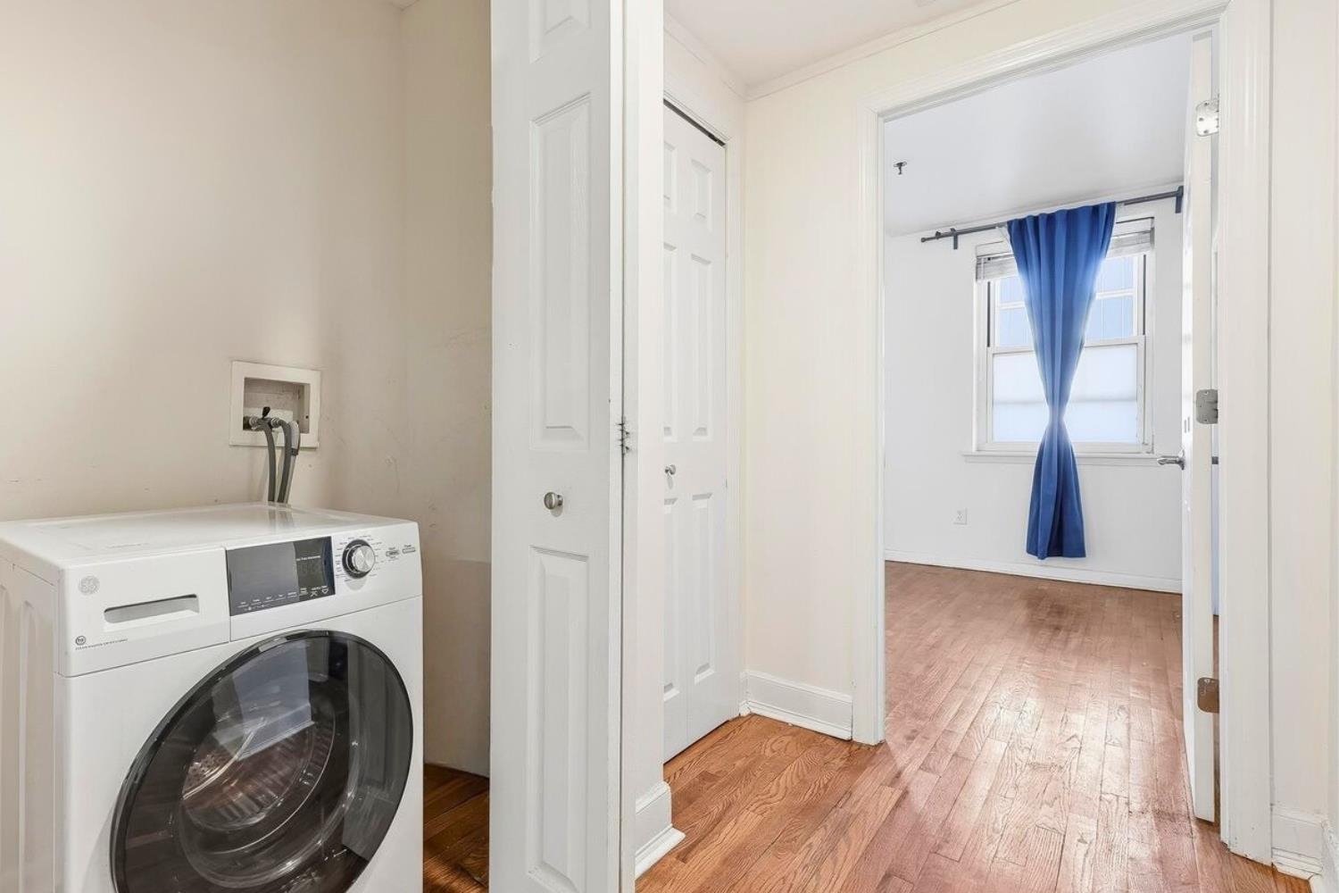 357 VARICK ST Unit: 123B