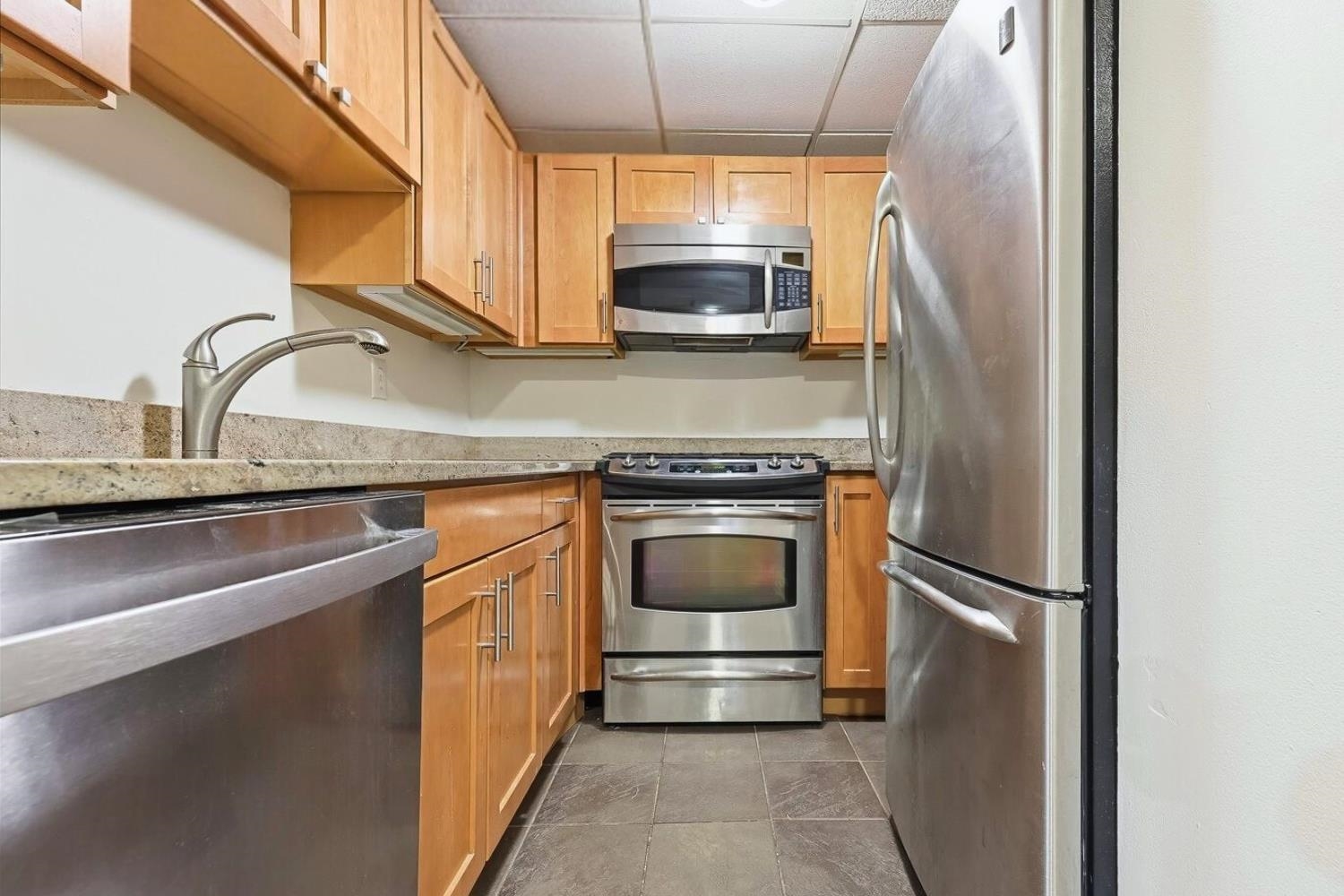 357 VARICK ST Unit: 123B