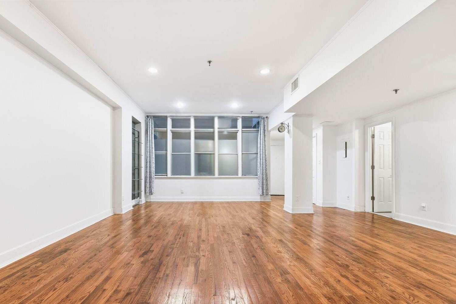 357 VARICK ST Unit: 123B