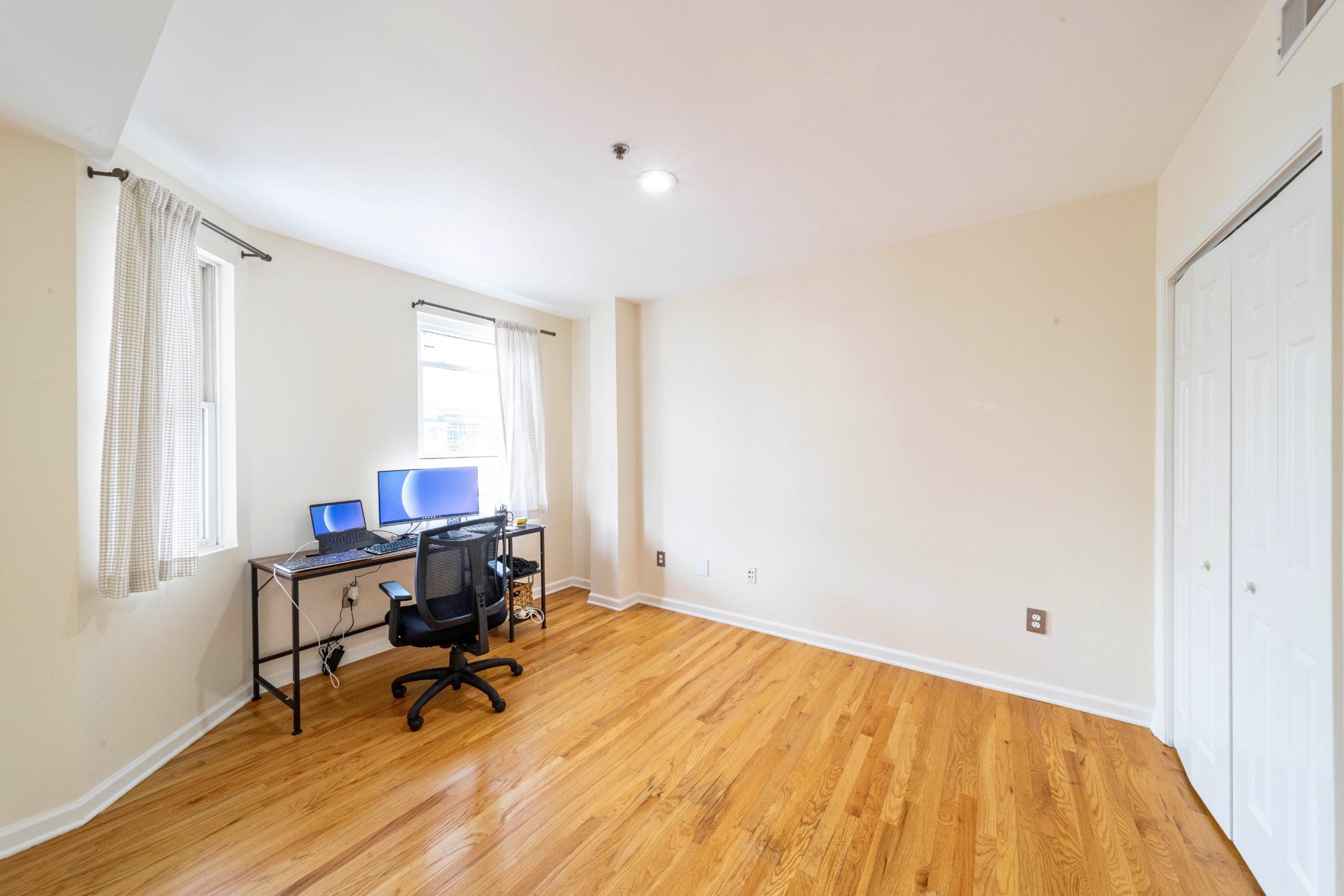 920 JEFFERSON ST Unit: 506
