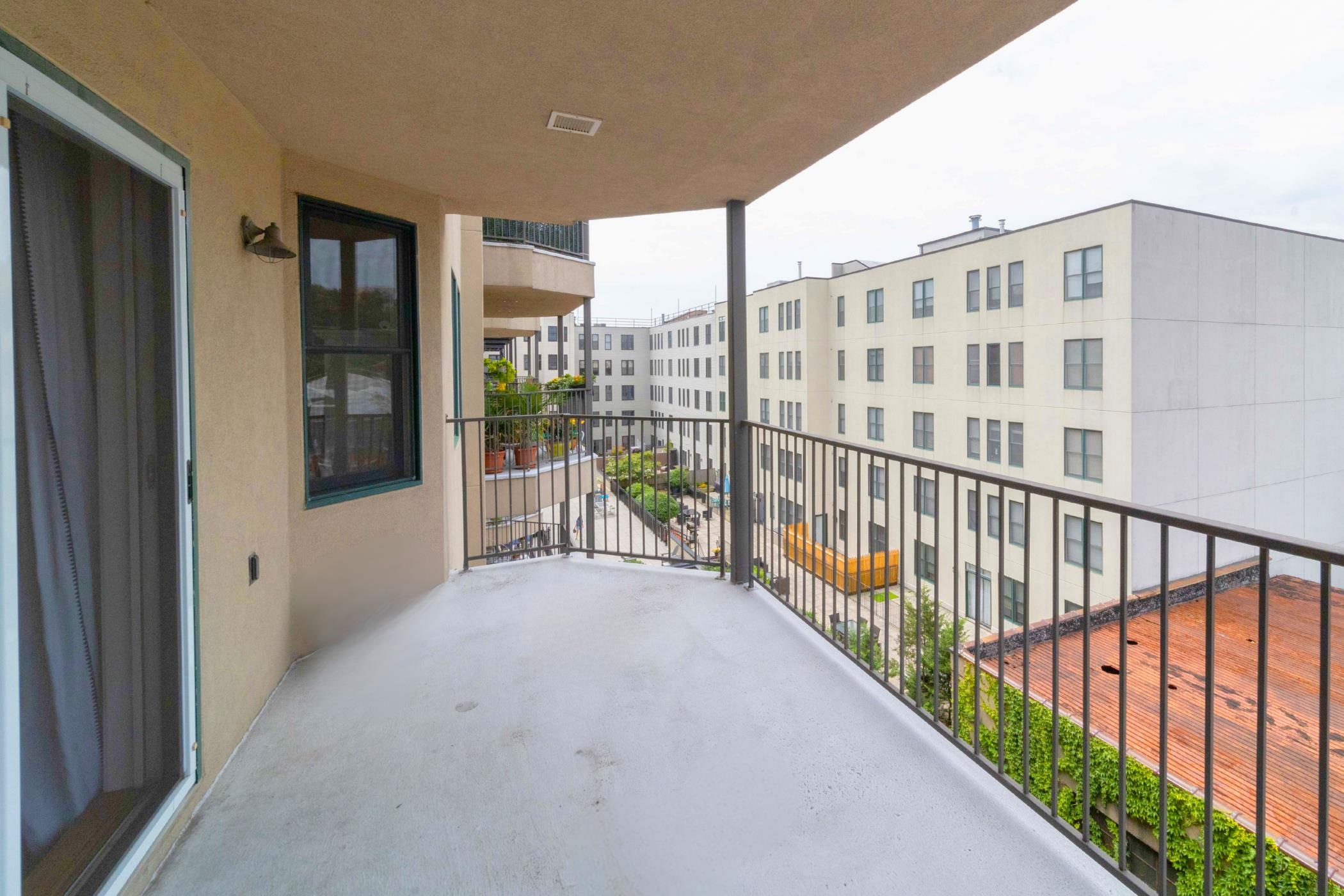 920 JEFFERSON ST Unit: 506