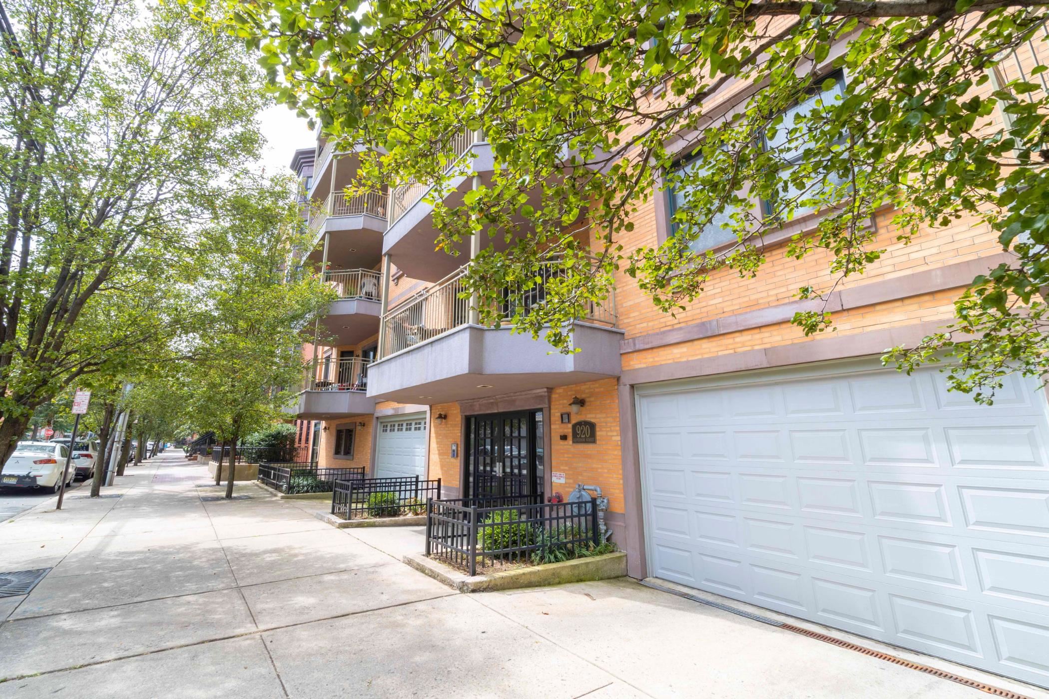 920 JEFFERSON ST Unit: 506