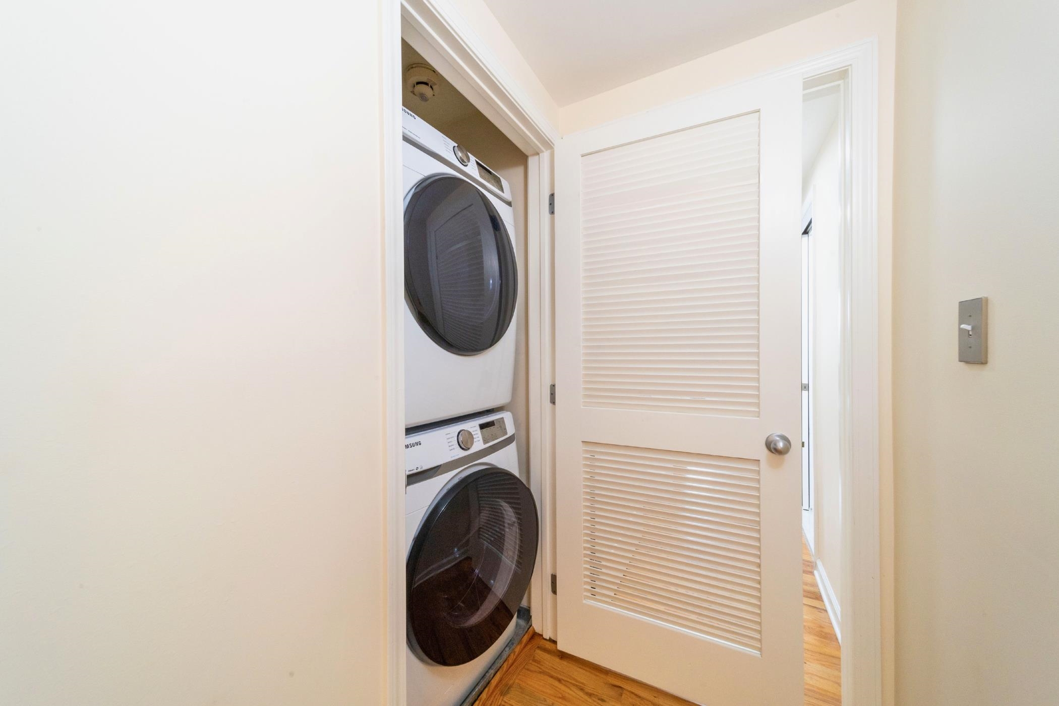 920 JEFFERSON ST Unit: 506