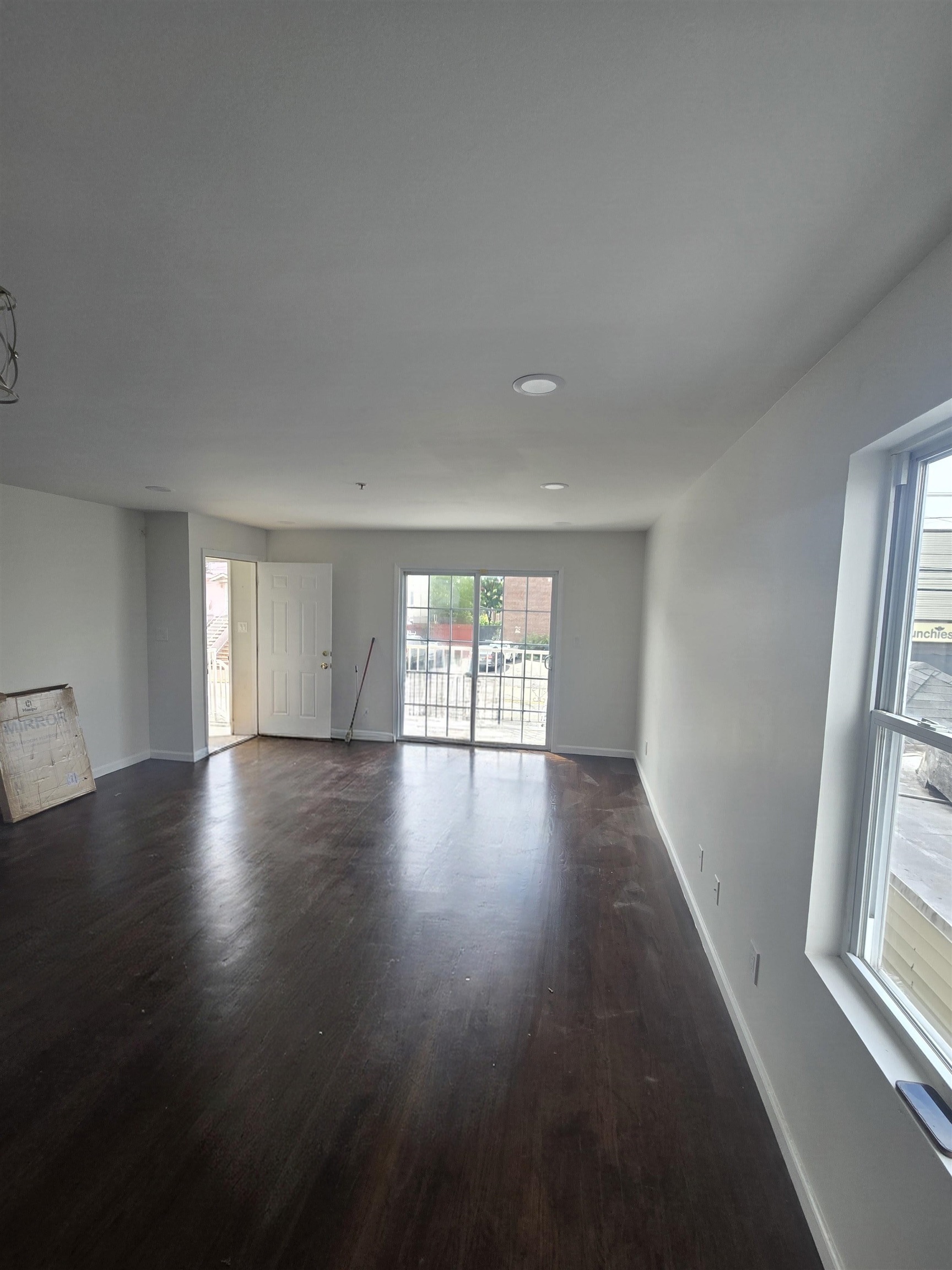 596 70TH ST Unit: 1