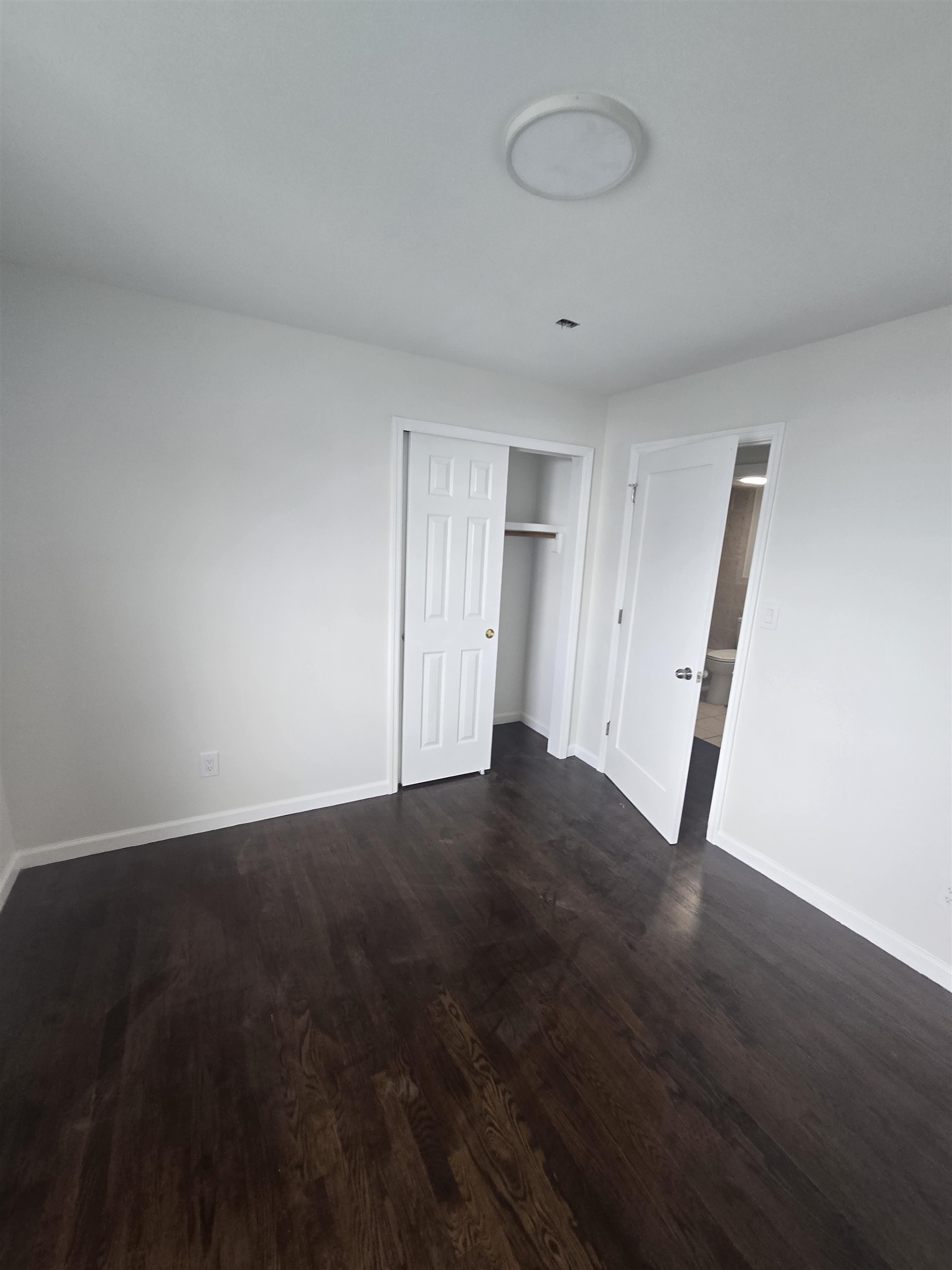 596 70TH ST Unit: 1