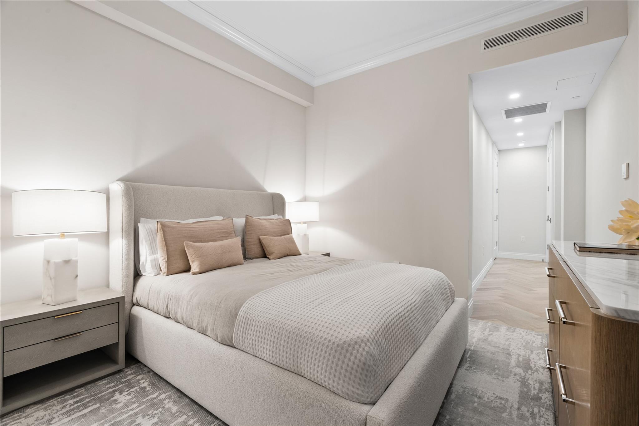 78-29 Austin Street Unit: TH1