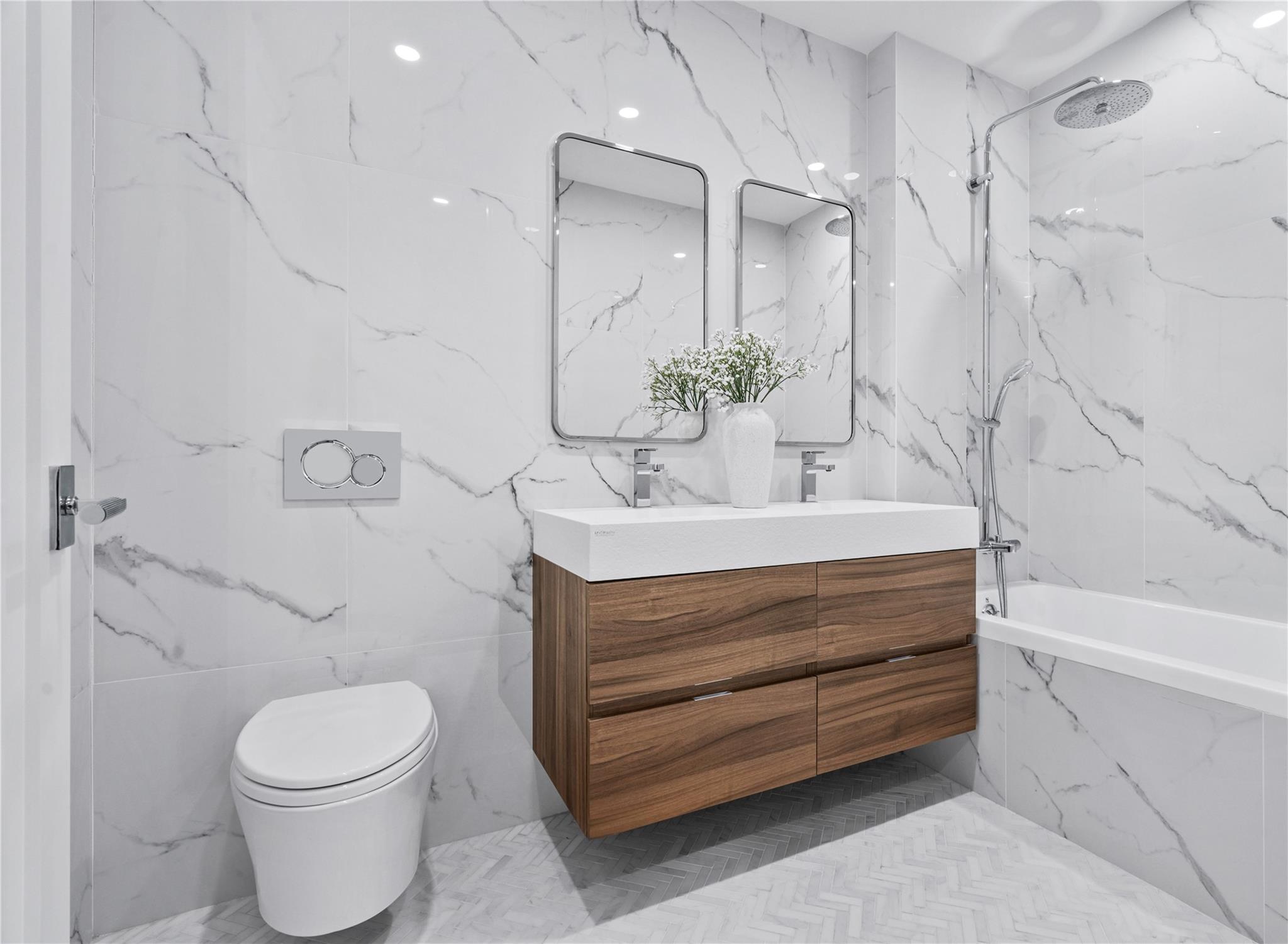 78-29 Austin Street Unit: TH1