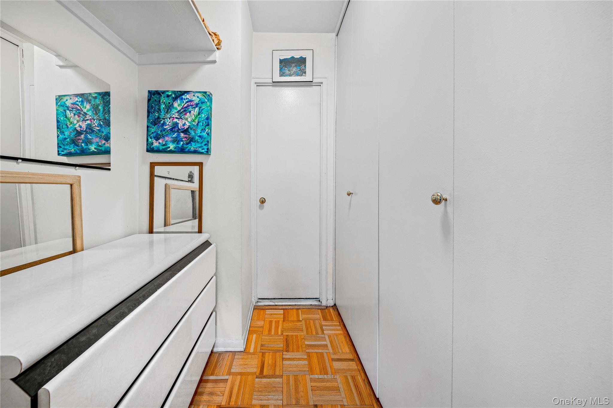 52-30 39th Drive Unit: 7M