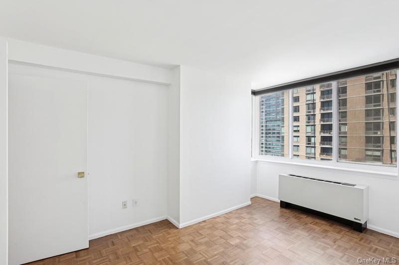 4-74 48th Avenue Unit: 21E