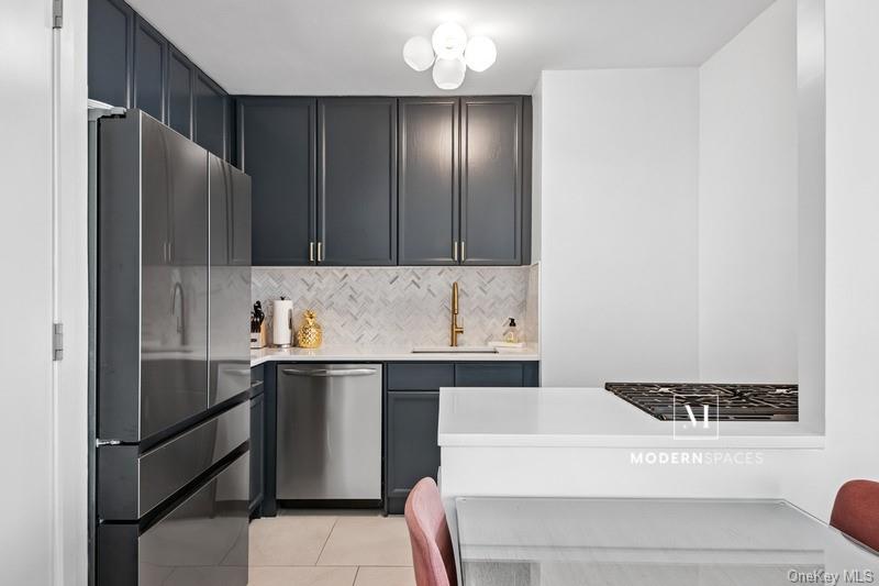 4-74 48th Avenue Unit: 21E