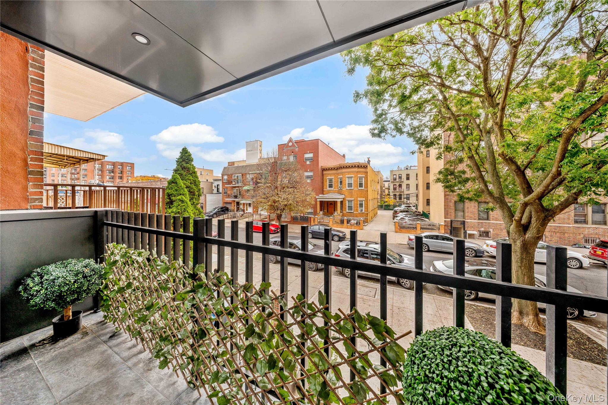 30-24 32 Street Unit: 4B