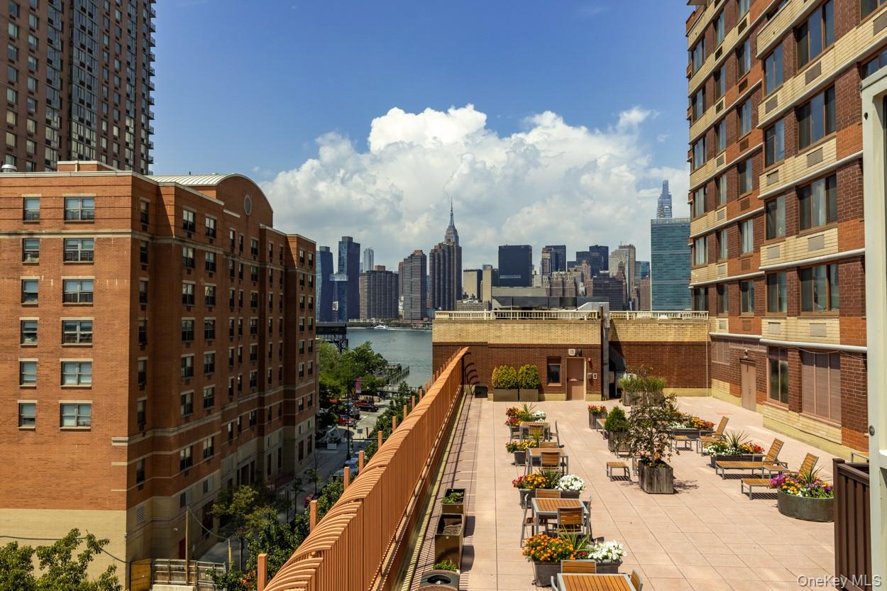 4-74 48th Avenue Unit: 19A