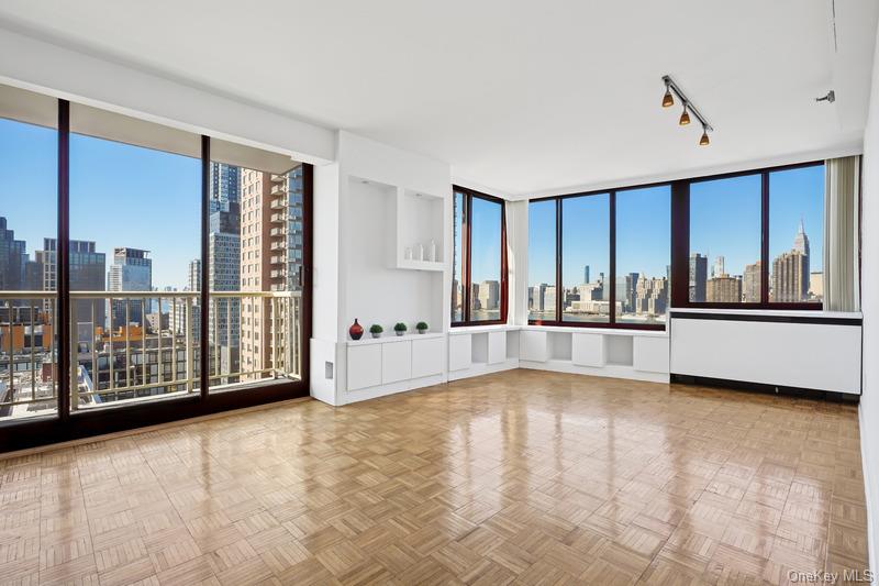 4-74 48th Avenue Unit: 19A