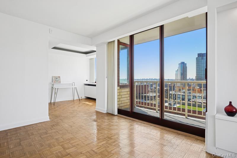 4-74 48th Avenue Unit: 19A