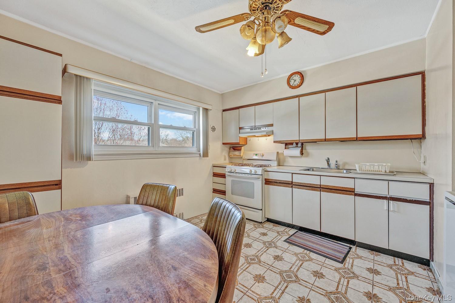 56-27B Utopia Parkway Unit: 1014