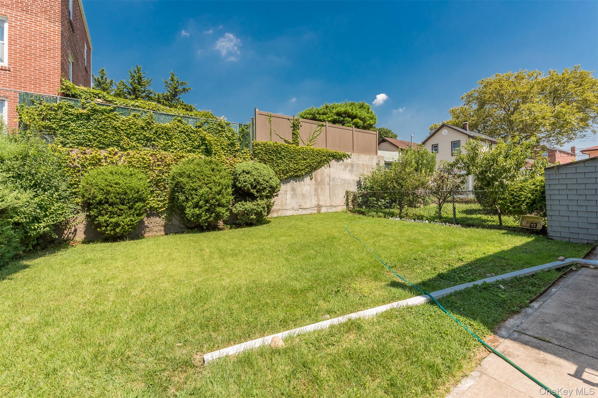 7107 Ditmars Boulevard