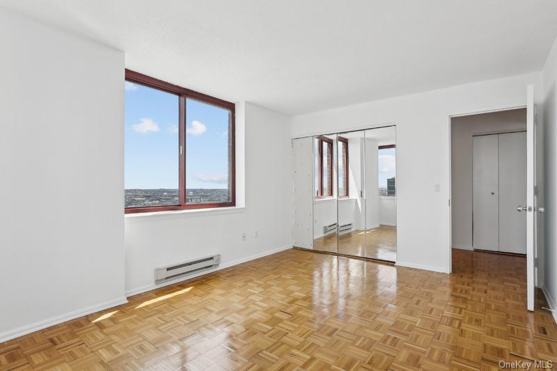 4-74 48th Avenue Unit: 35F