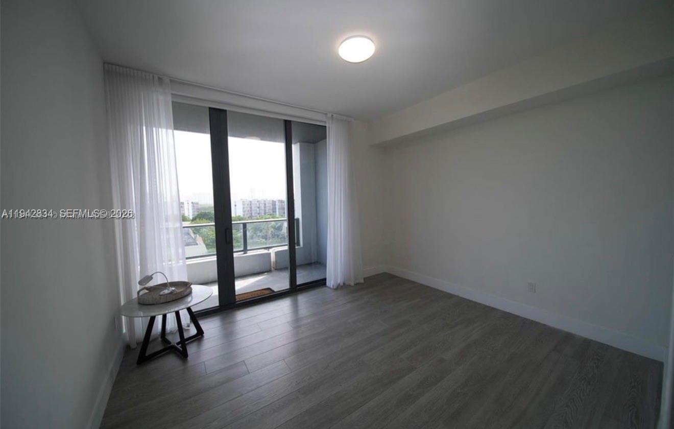 2960 NE 207th St # 610