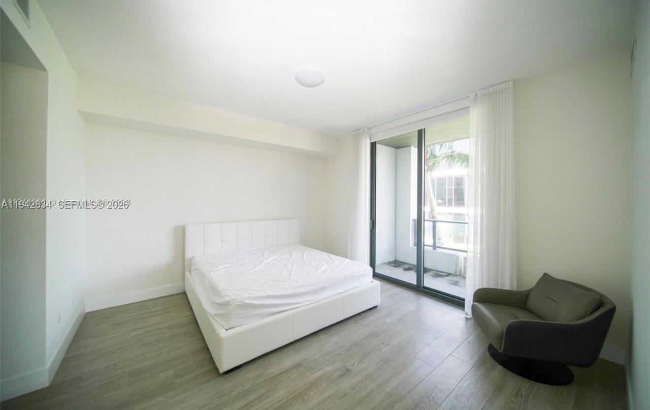 2960 NE 207th St # 610