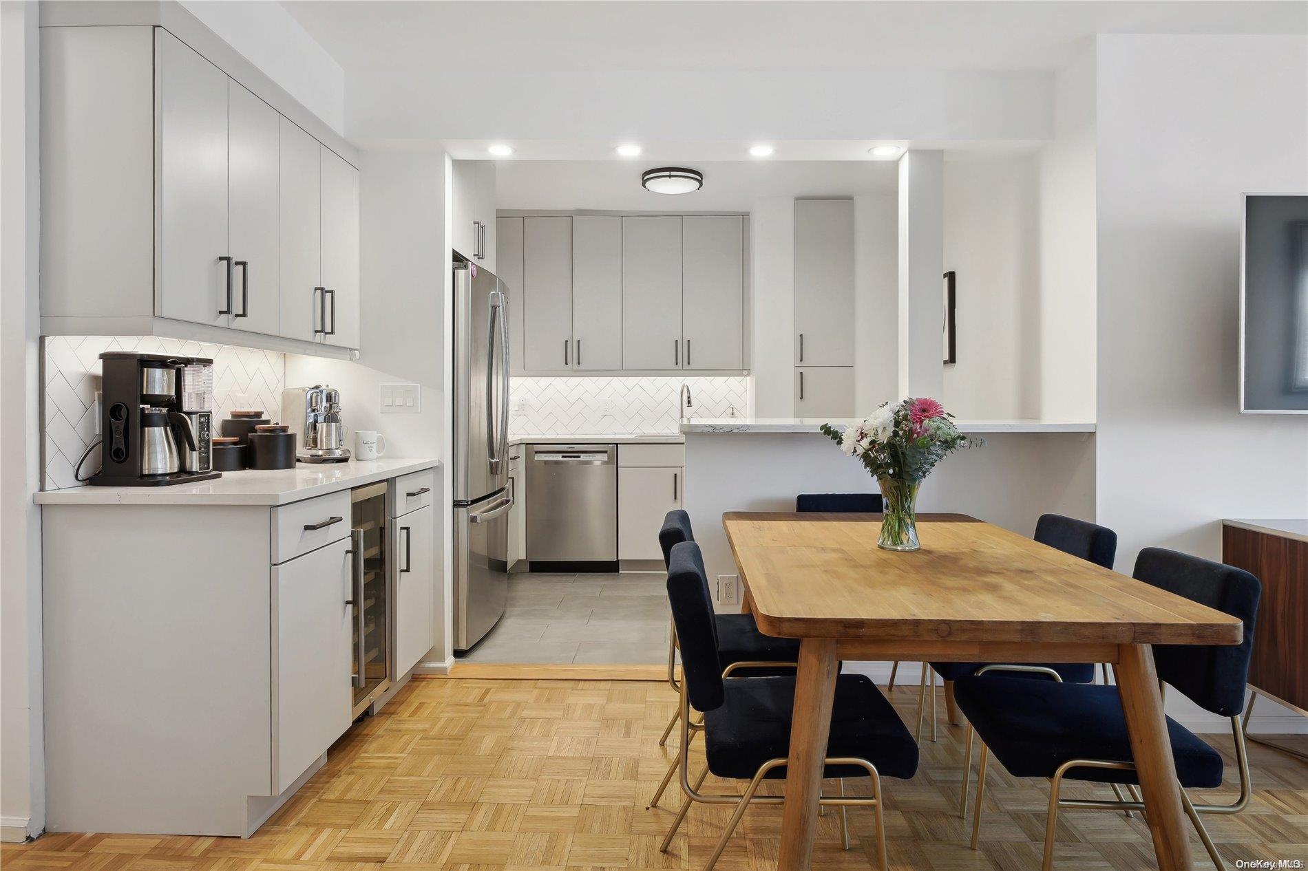 4-74 48th Avenue Unit: 7E