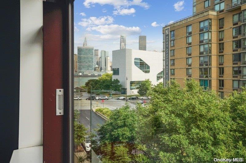 4-74 48th Avenue Unit: 4S