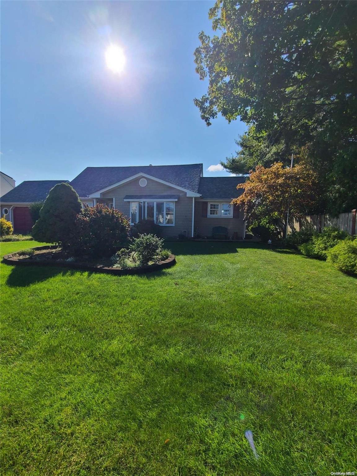 407 Herzel Boulevard