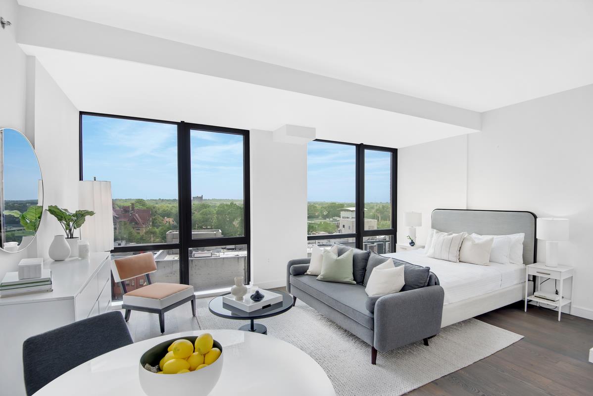 107-06 Boulevard 8-F