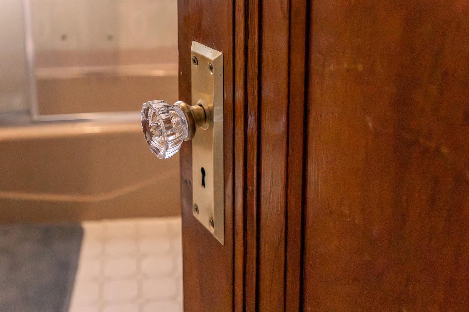 25-68 34th Street Building