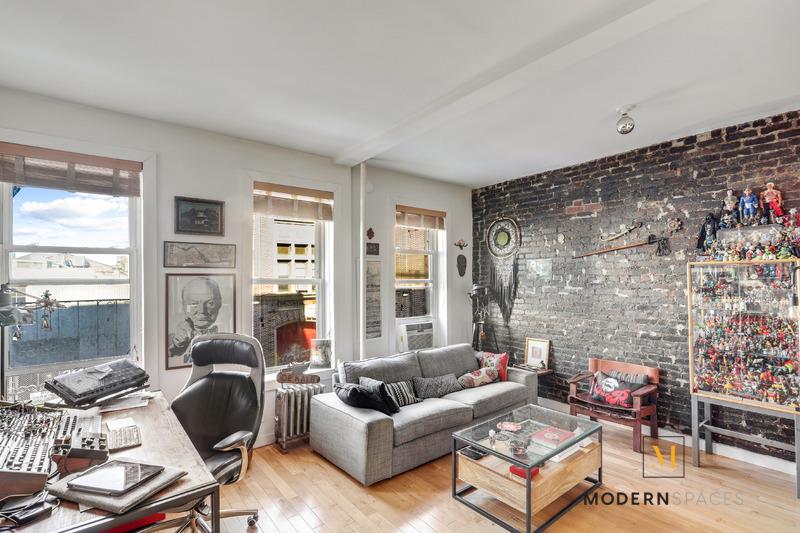 76 Richardson Street 8