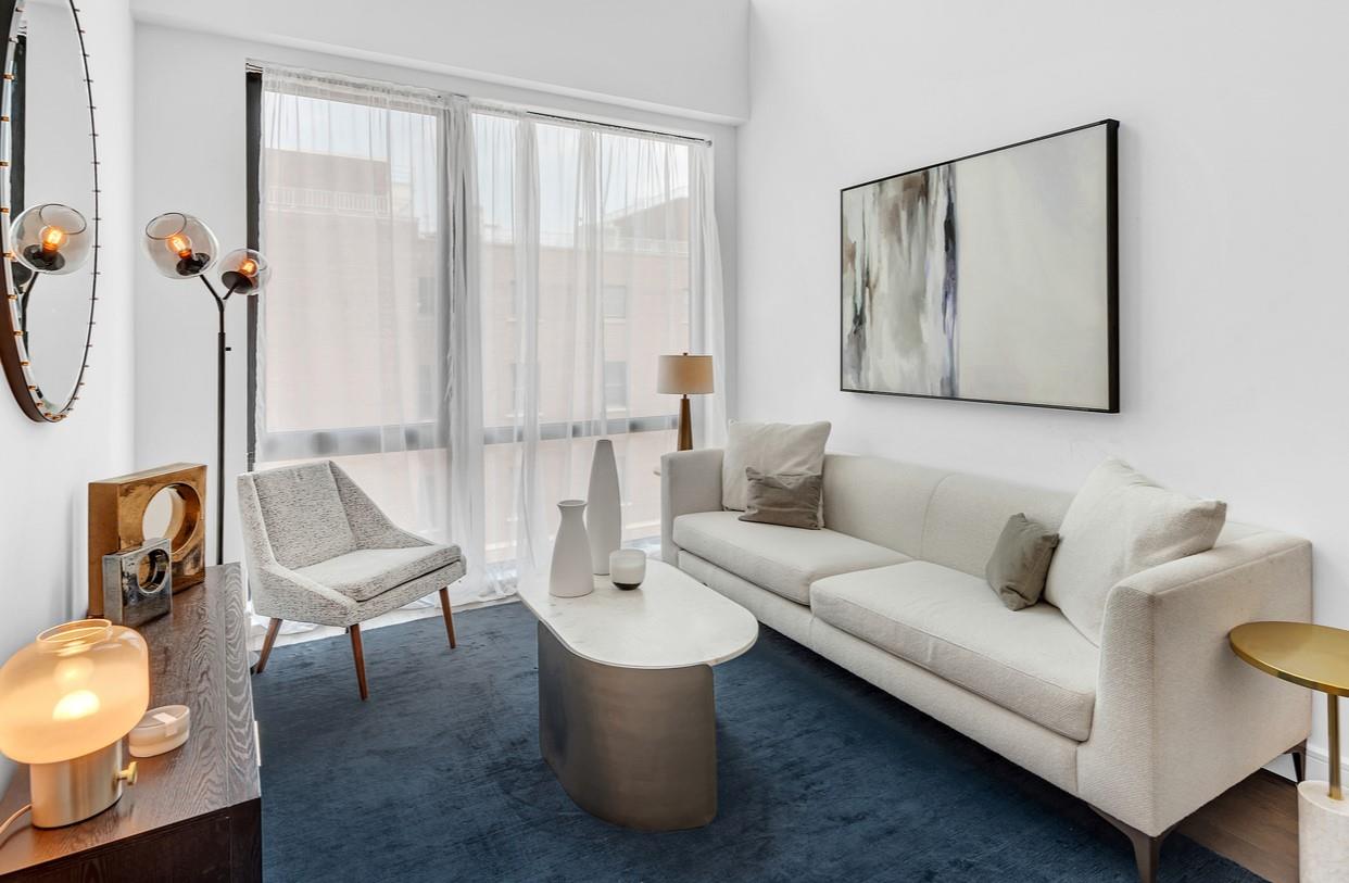 107-06 Boulevard 8-D