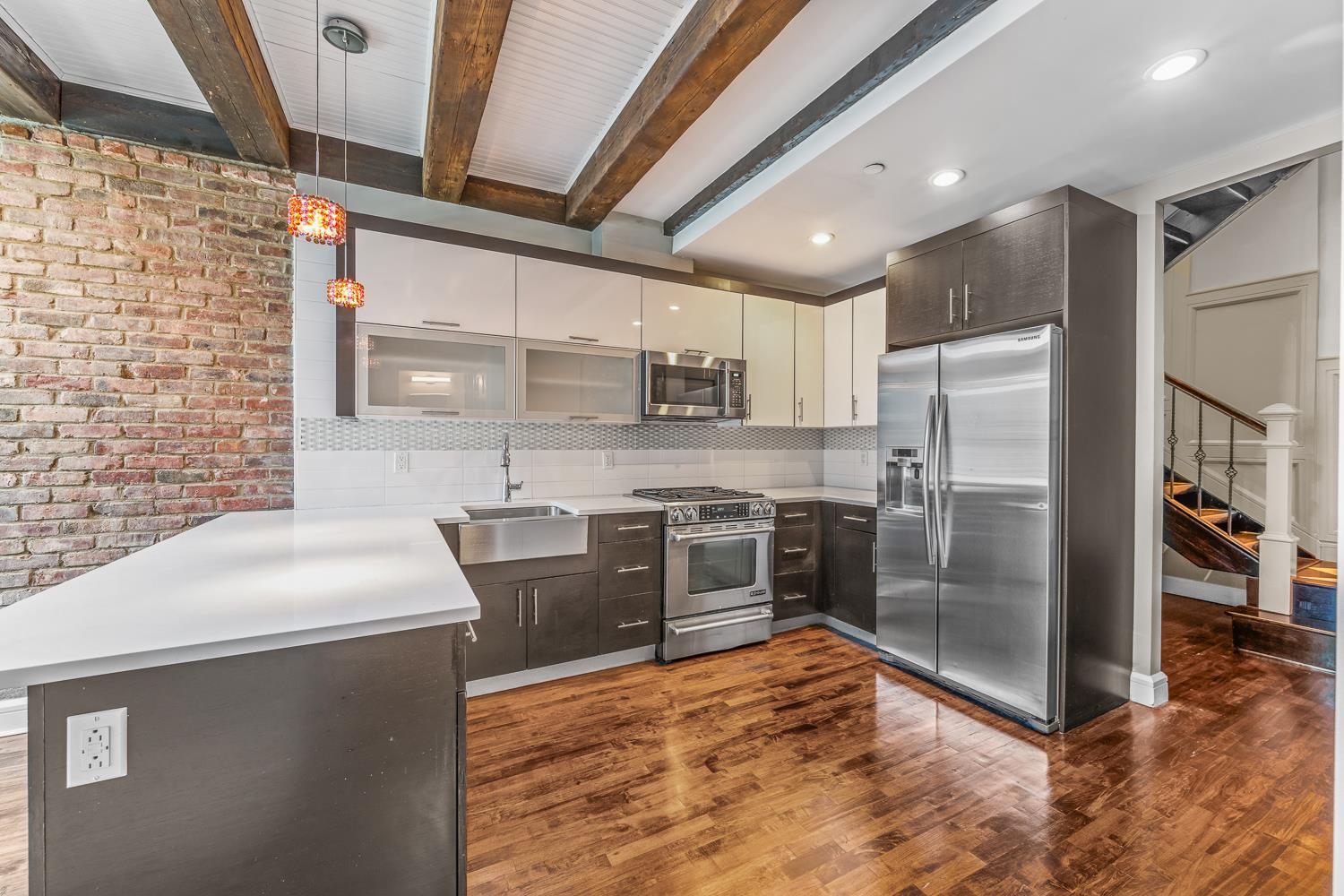 18-10 Astoria Boulevard
