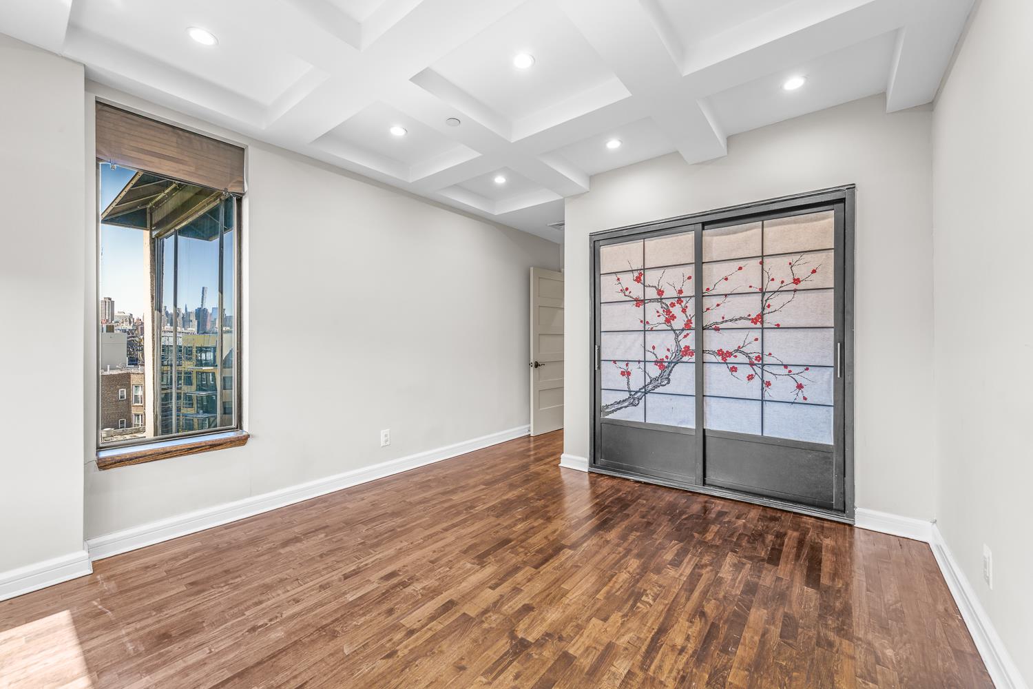 18-10 Astoria Boulevard