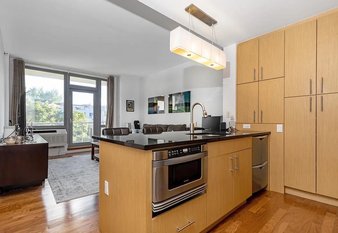 5-49 Borden Avenue 3-N