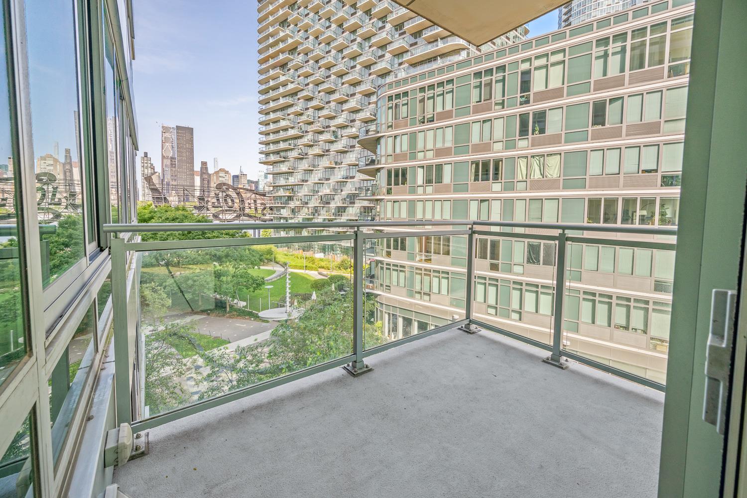 46-30 Center Boulevard 401