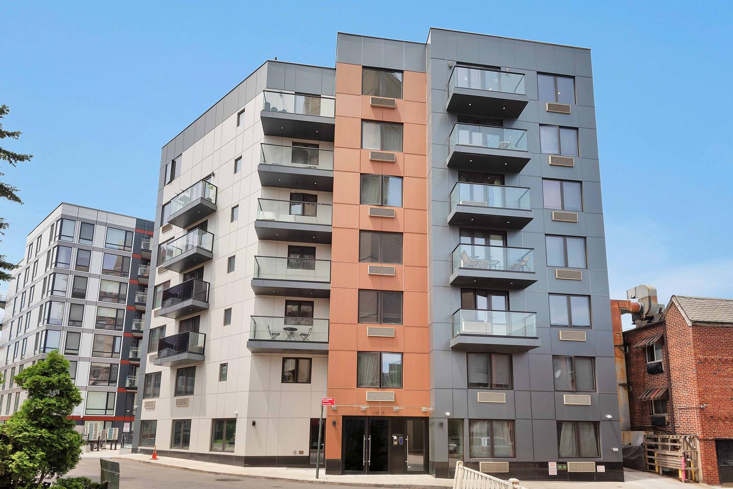 116-17 Grosvenor Lane 1-C