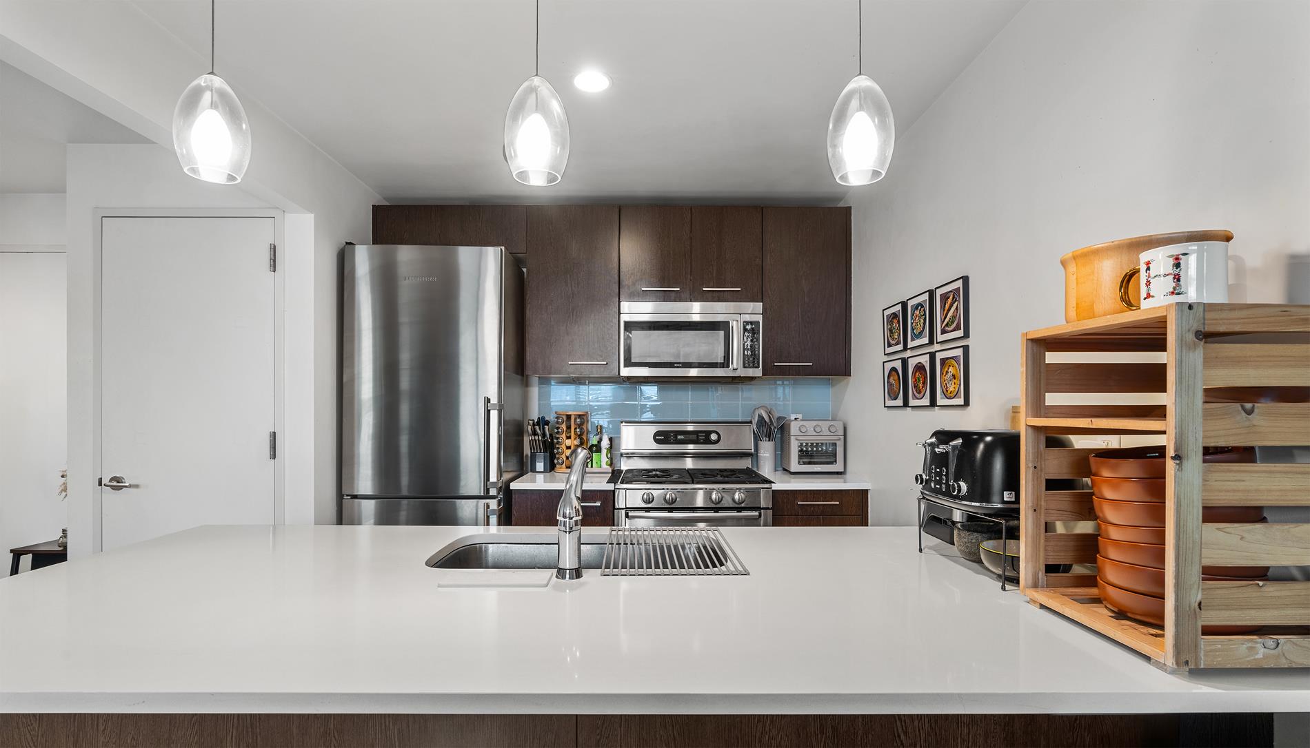 5-09 48th Avenue 3-F