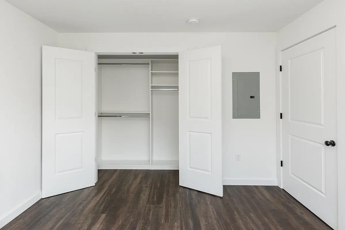 25-51 38th Street 4-B