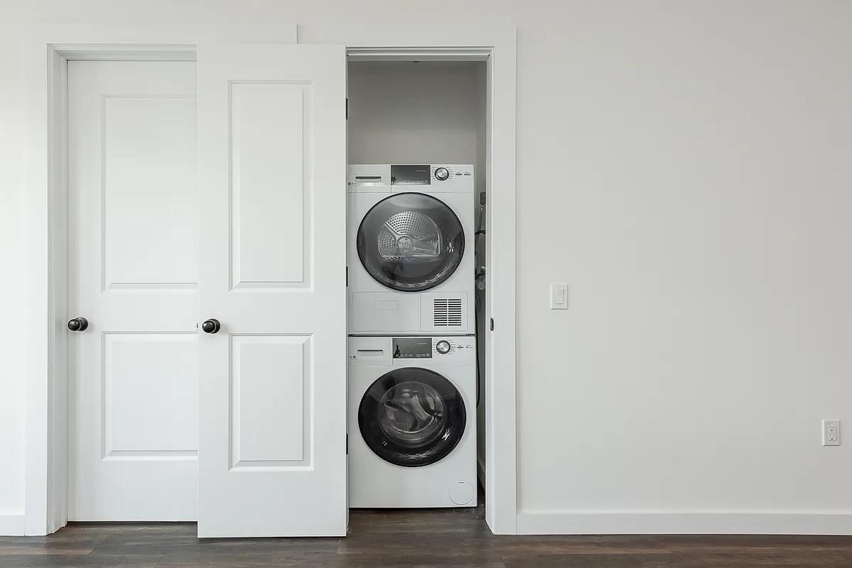 25-51 38th Street 4-B