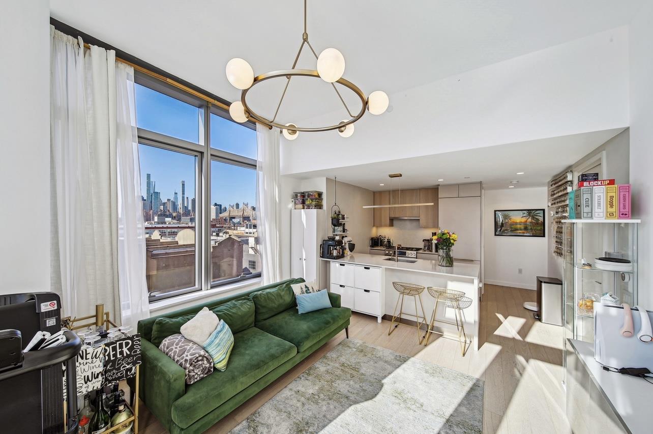 3 Court Square 505