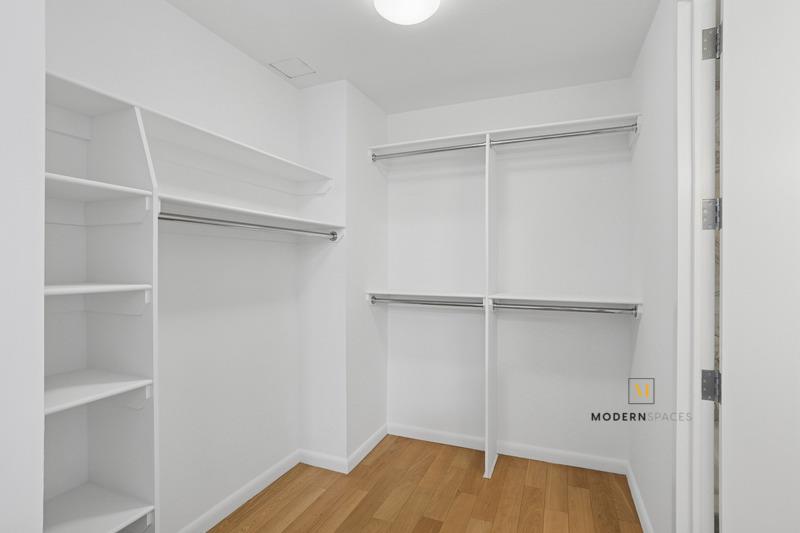 46-30 Center Boulevard PH-3