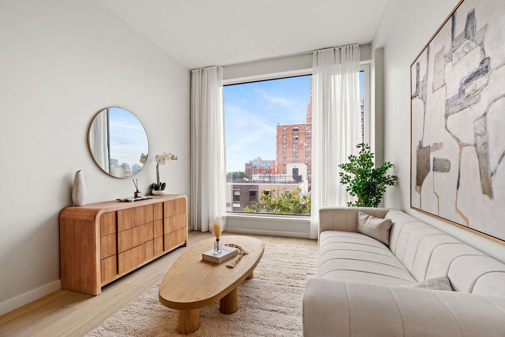 445 5th Avenue 3-H