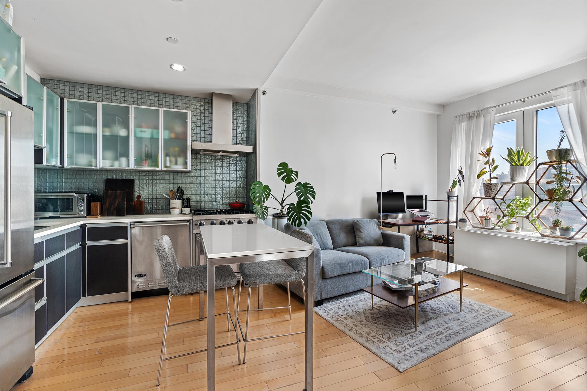 10-50 Jackson Avenue 3-E