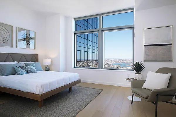 3 Court Square 5007