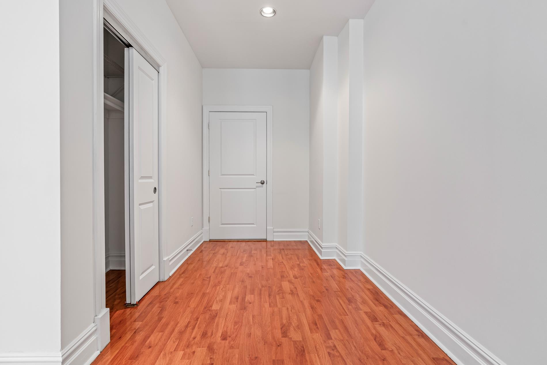 45-02 Ditmars Boulevard 231