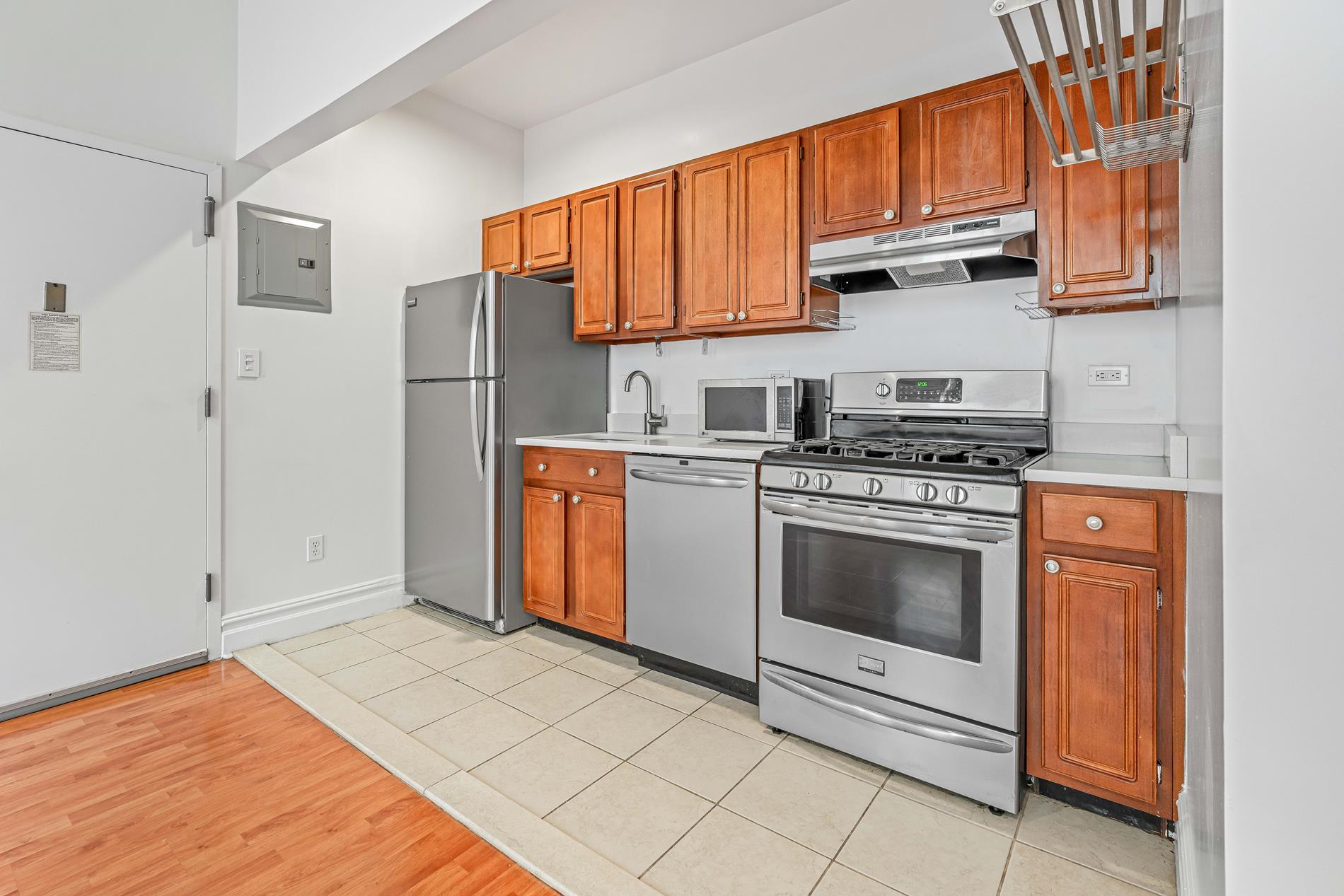 45-02 Ditmars Boulevard 231