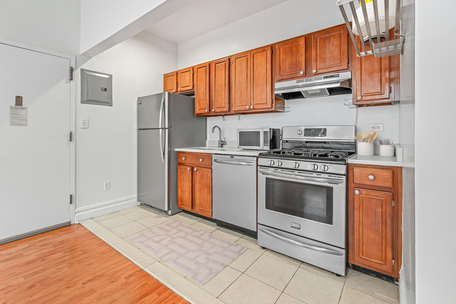 45-02 Ditmars Boulevard 231